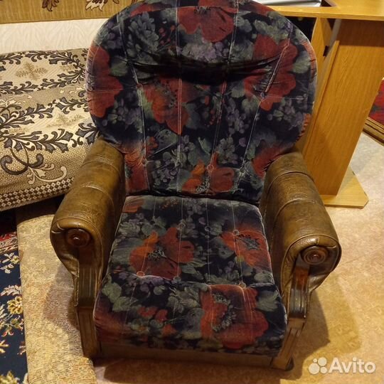 Диван и 2 кресла