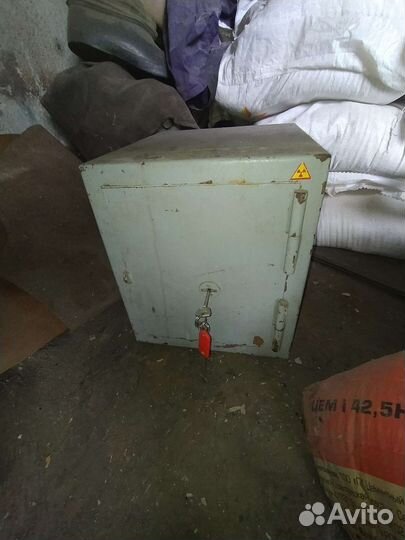 Для документов и денег