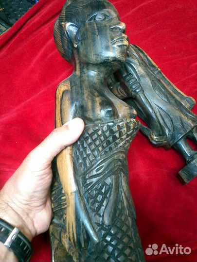 Африканские статуэтки