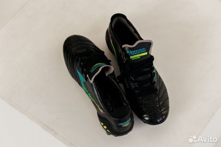 Футбольные бутсы Mizuno Morelia Neo