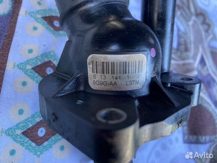 Термостат Ford 1475495