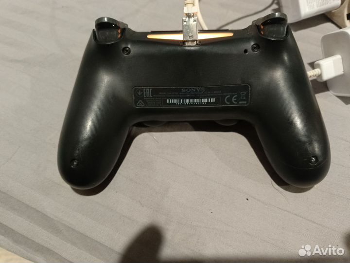 Геймпад sony dualshock 4 v2