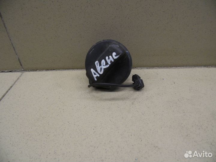 Крышка топливного бака Avensis II 2003-2008