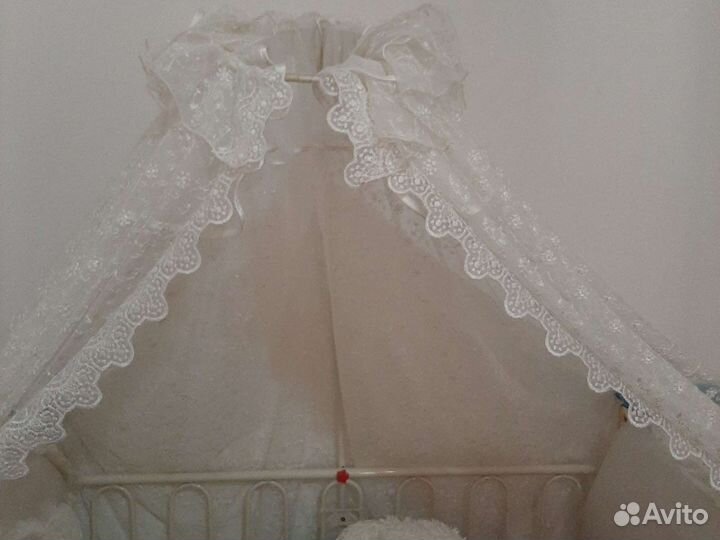 Бортики и балдахин в кроватку