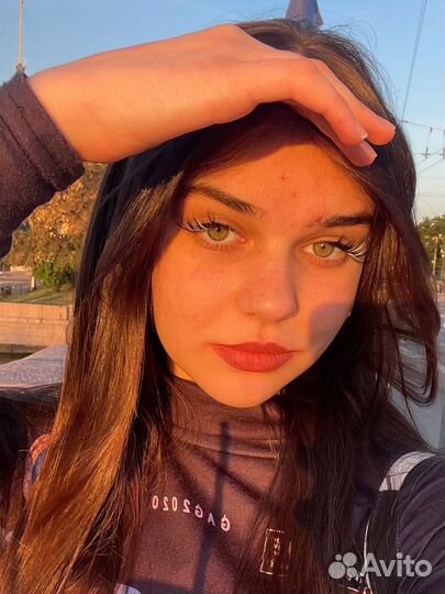 Лашмейкер,мастер по наращиванию ресниц