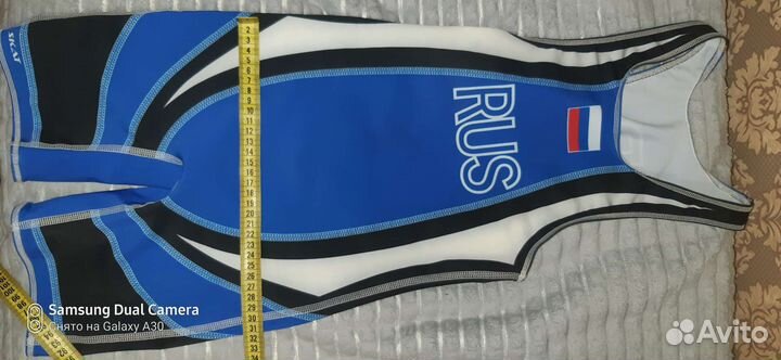 Костюм для вольной борьбы