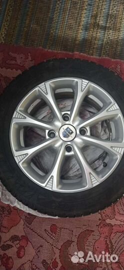 Литые диски r15 4 *114.3 с зимней резиной