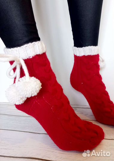 Носочки вязаные с помпонами (размер 36-37)