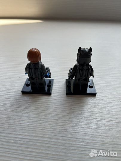 Lego минифигурки Гар Саксон и Бо-Катан