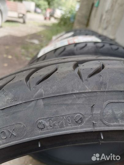 Tigar High Performance 235/35 R19