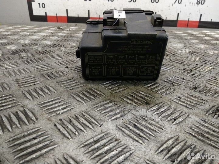 Блок предохранителей для Hyundai-KIA Tucson 1