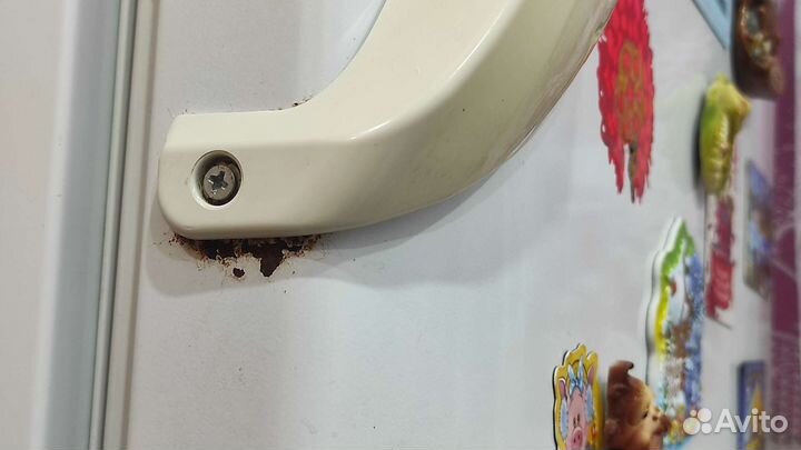 Холодильник Бирюса 136R