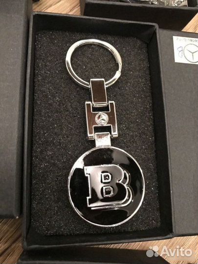 Брелок B
