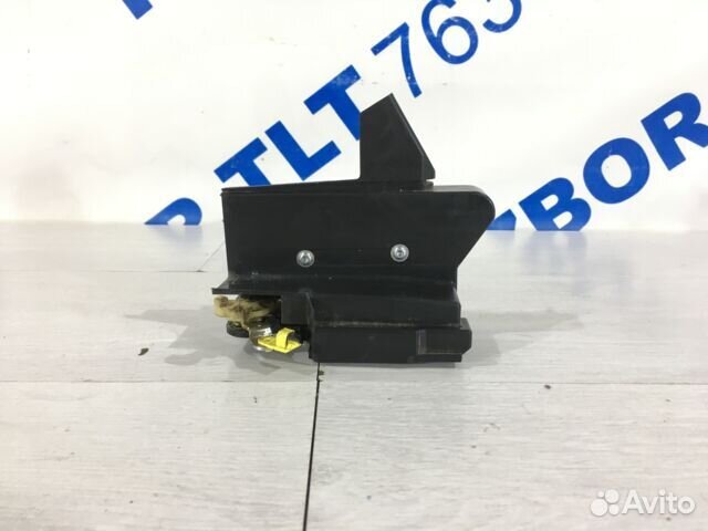 Замок двери задний левый renault sandero 2 1.2 мт