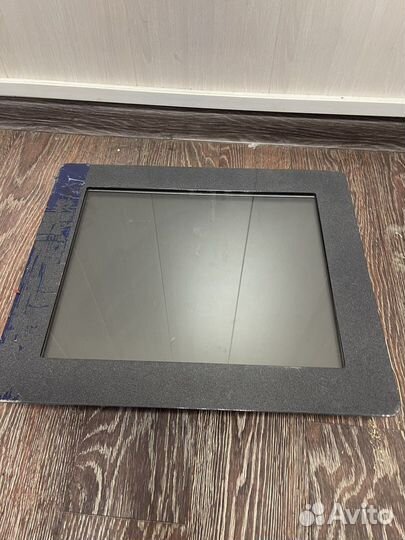 Монитор с тач скрином (сенсор) 17’ 19’