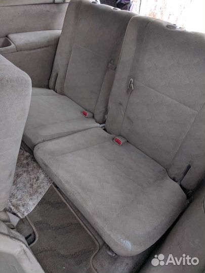 Сиденья на Тойоту Ипсум асм-21