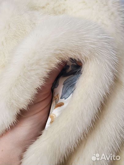 Шуба норковая белая