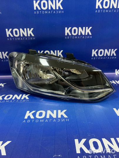 Правая фара на Фольксваген Поло 2015-2020