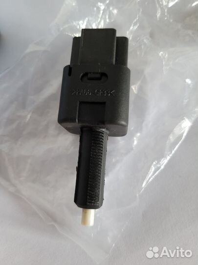 Концевик педали тормоза ERA 330719