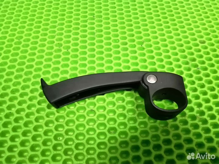 Фиксатор коляски в сложенном состоянии N 17