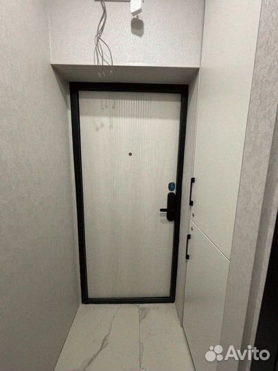 Дверь входная гранит