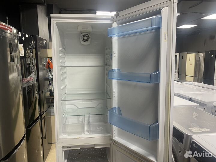 Холодильник б/у beko CSK38002