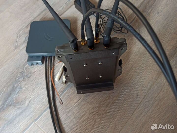 Mikrotik NetMetal 5 triple+ Quectel EP06-E Cat.6