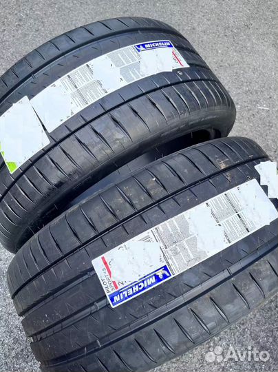 Michelin Pilot Sport 4 S 255/40 R21 и 265/40 R21
