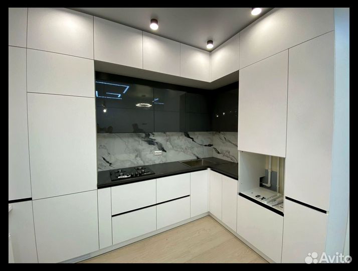 Кухня под потолок 0-0-12