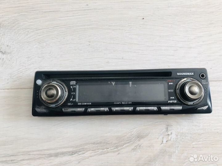 Панель магнитолы