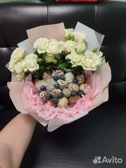 День матери съедобные букеты клубника в шоколаде