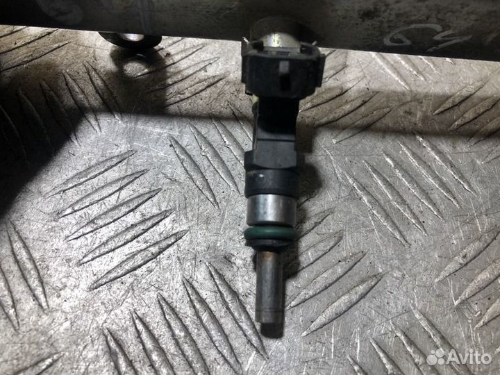 Форсунка двигателя Mitsubishi Lancer 10
