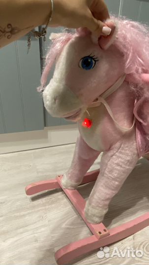 Детская качалка лошадь