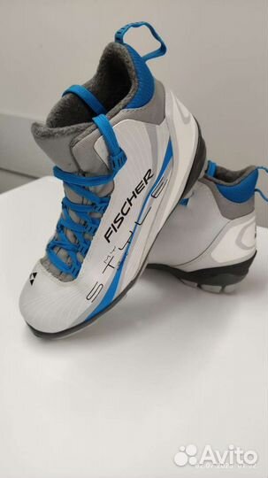 Лыжные ботинки Fischer. Размер 40