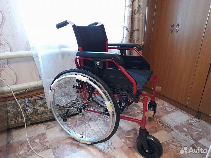 Коляска инвалидная