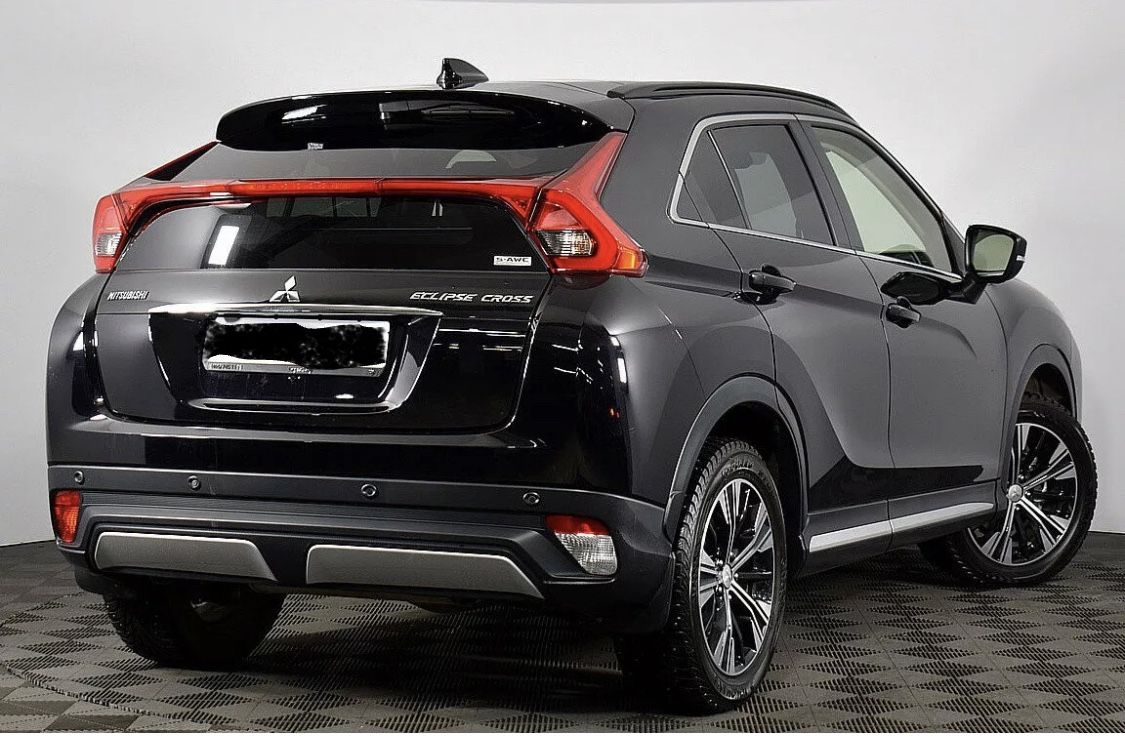 Mitsubishi Eclipse Cross: фото владельца
