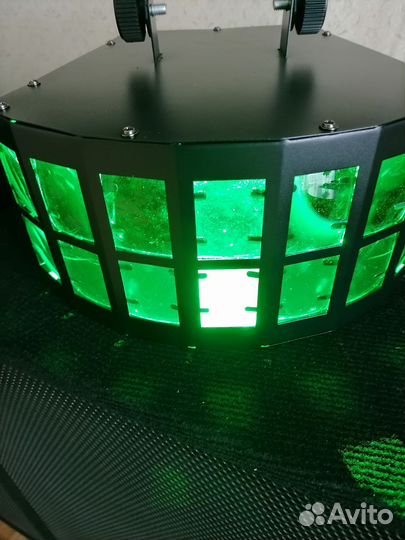 Многолучевой световой прибор fury LED