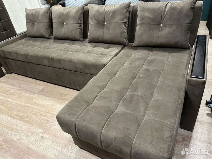 Диван угловой раскладной в наличии