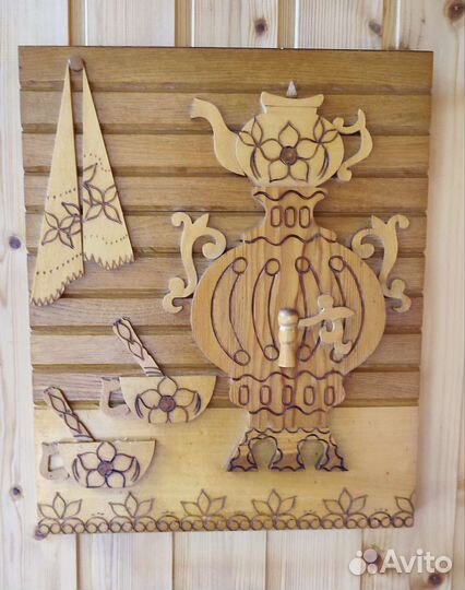 Картина панно из дерева