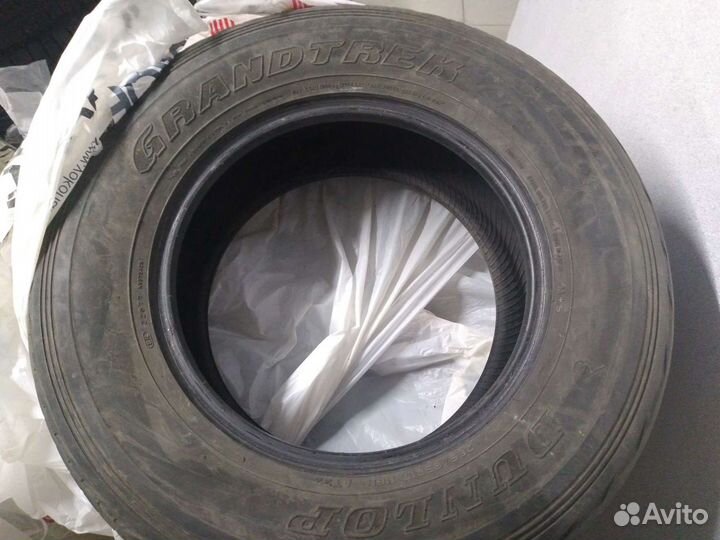 Dunlop Axiom Plus 285/65 R17
