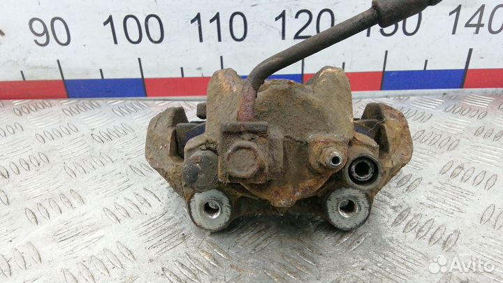 Суппорт задний правый Jeep Grand Cherokee WK2 2011