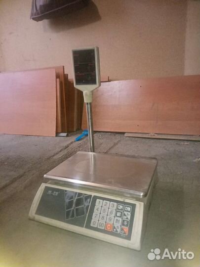 Весы торговые электронные