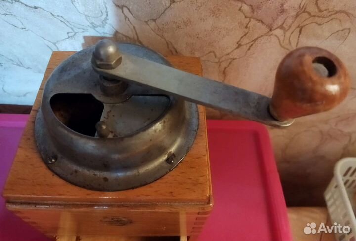 Кофемолка ручная (мельничка) Klingenthal винтаж