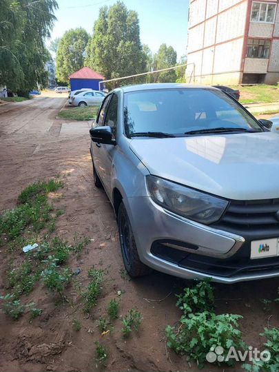 LADA Granta 1.6 МТ, 2018, 130 000 км