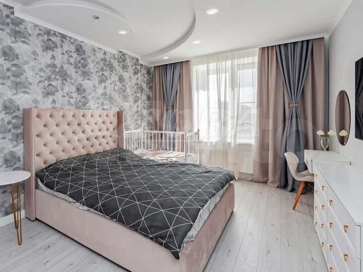 3-к. квартира, 100 м², 8/9 эт.