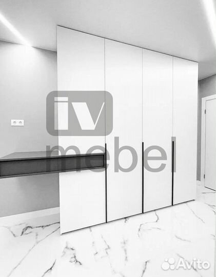 Встраиваемый шкаф