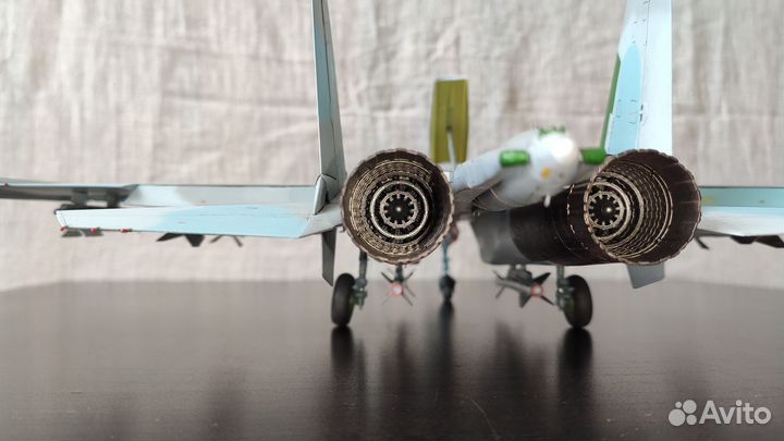 Модель самолета Су-27