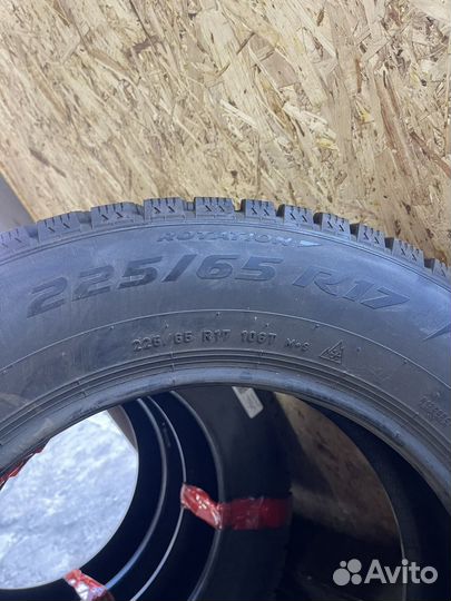 Pirelli Ice Zero 225/65 R17 106T