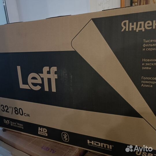 Smart телевизор 81см