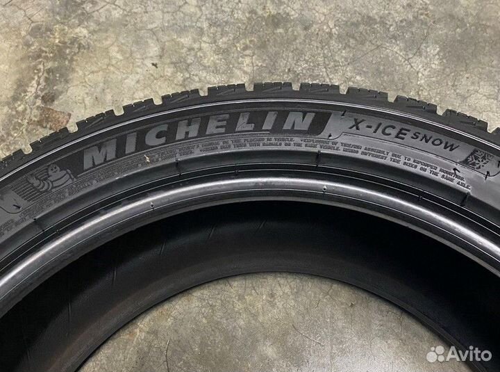 Michelin X-Ice Snow 235/45 R18 98H